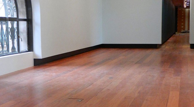 What is The Length of Time it Takes to Refinish a Hardwood Floor?