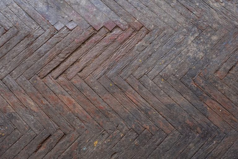 Signs That you Need to Restore your Wooden Flooring