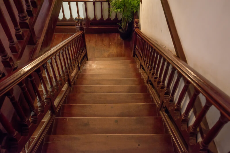The Best Way to Sand a Staircase Floor Sanding