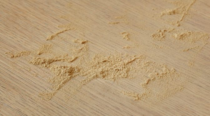 Wood floor dust